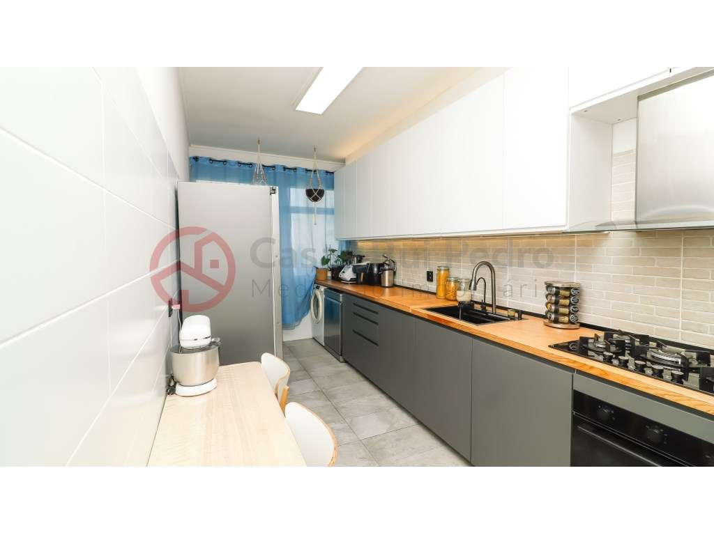 Apartamento remodelado T3 em prédio com elevador na Quinta do Rouxi... - Grande imagem: 2/20