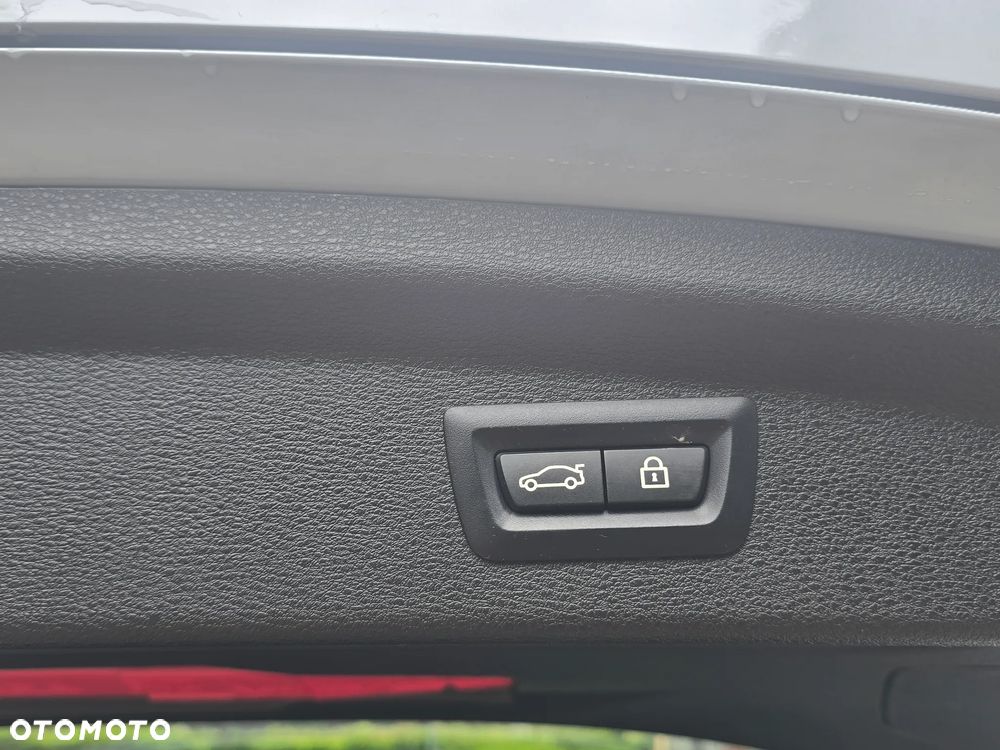 BMW X2 sDrive18i Edition M Mesh - 33