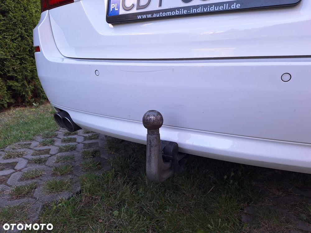 BMW Seria 5 530d Sport-Aut - 31