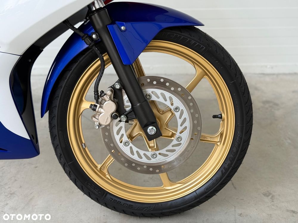 Honda CBR - 9
