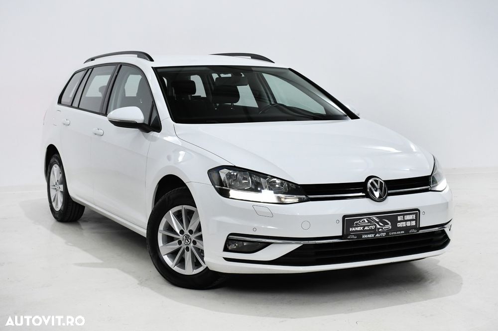 Volkswagen Golf - 2