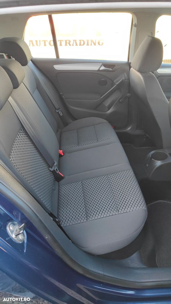 Volkswagen Golf - 13