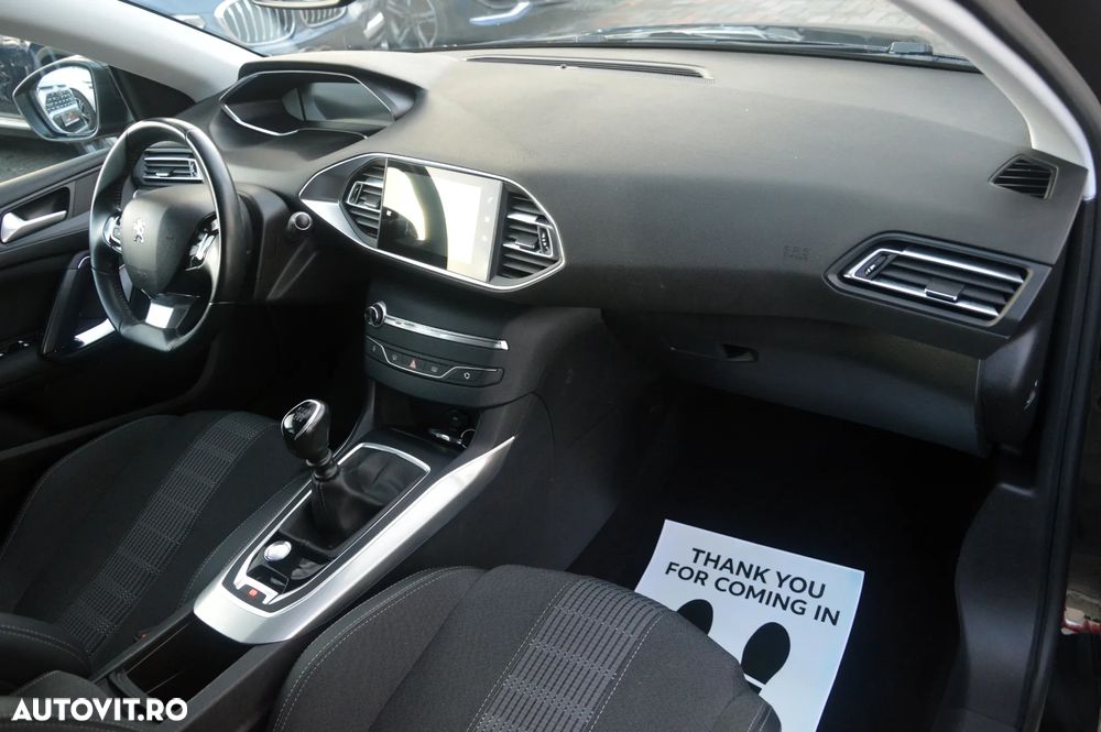 Peugeot 308 BlueHDi FAP 130 Stop & Start Allure - 28