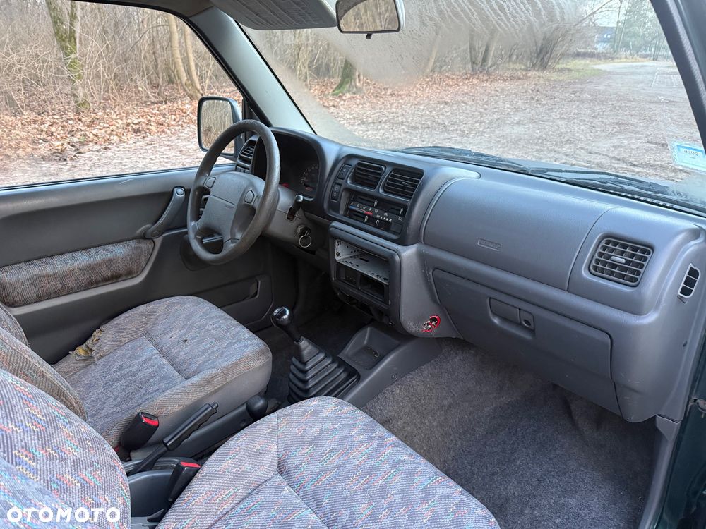 Suzuki Jimny 1.3 JX / Club - 24