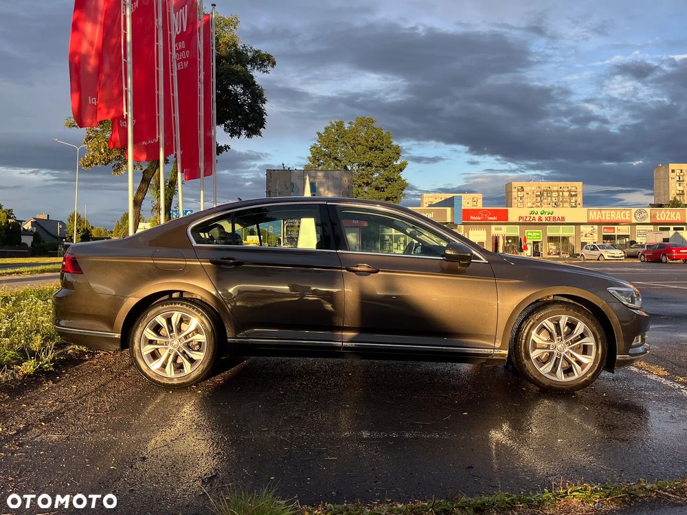 Volkswagen Passat 2.0 TDI BMT Comfortline - 5