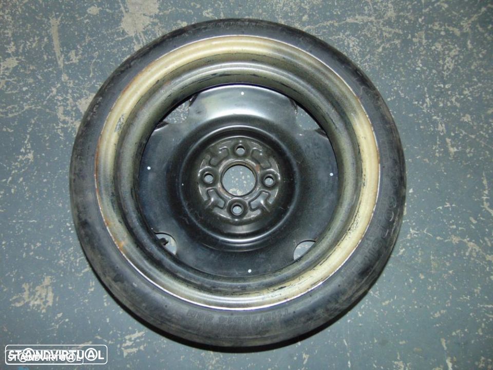 Mazda MX5 pneu suplente - 1