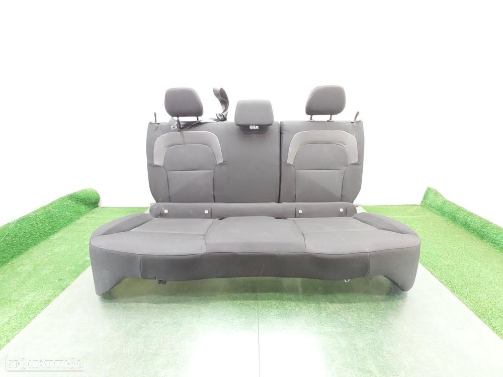 BANCOS TRASEIROS DACIA SANDERO - 1