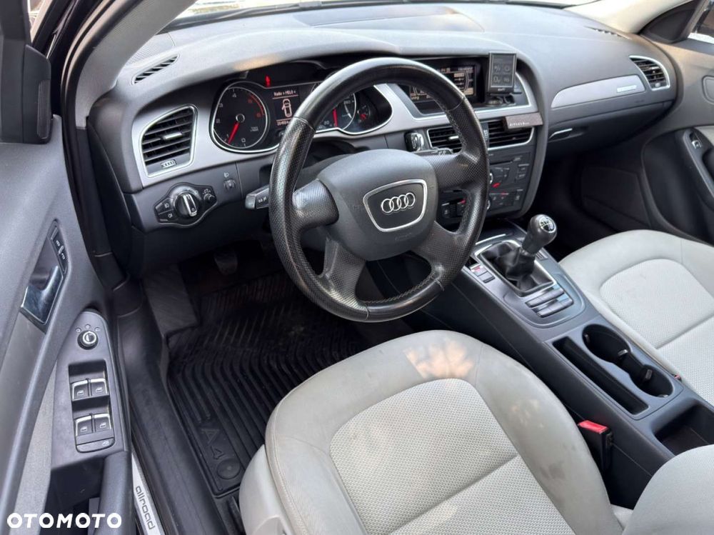 Audi A4 Allroad - 18
