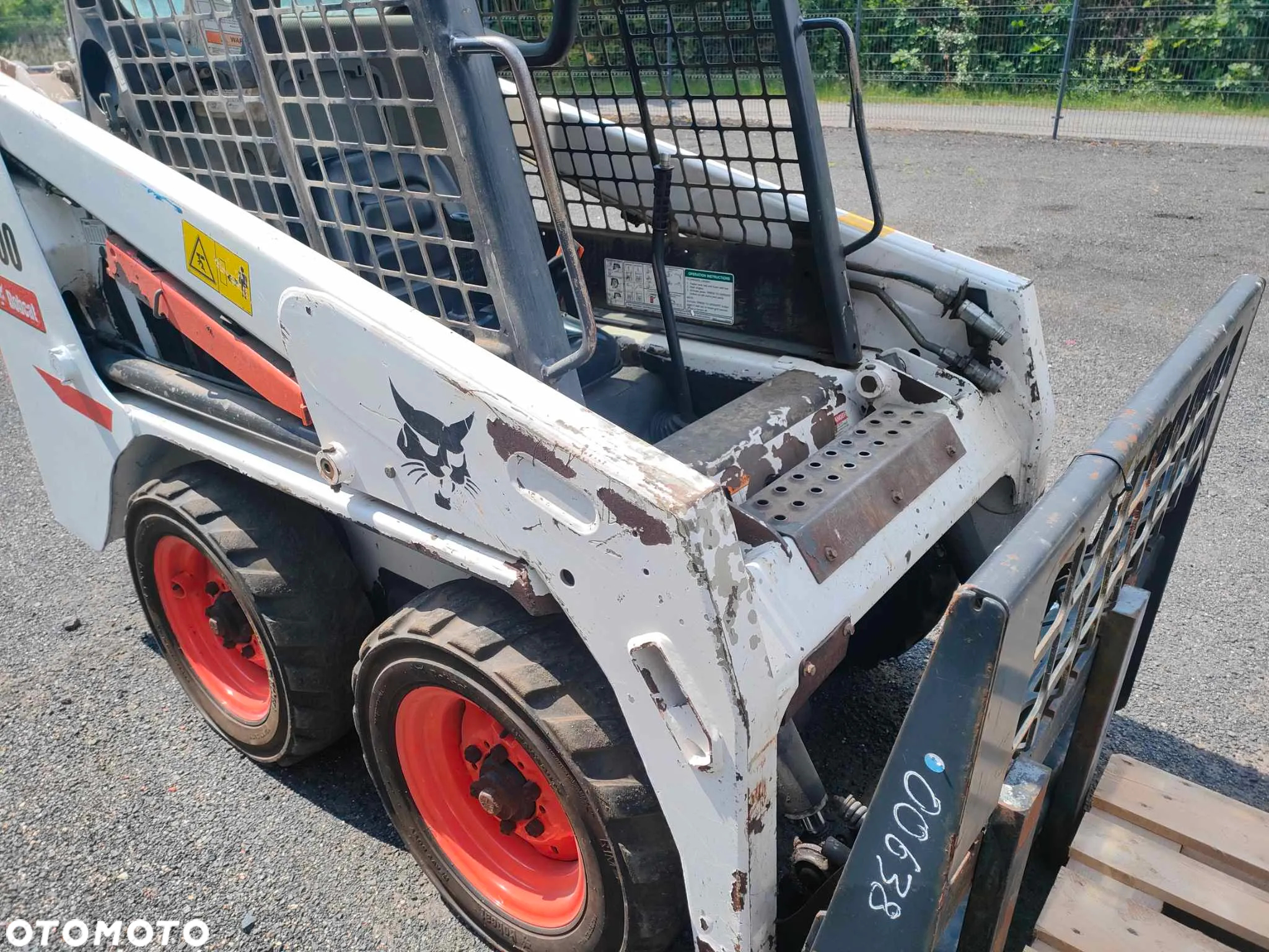Bobcat S100 - 11
