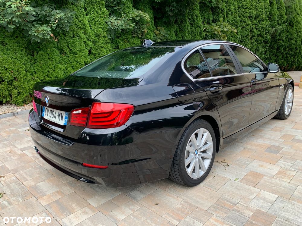 BMW Seria 5 525d - 7