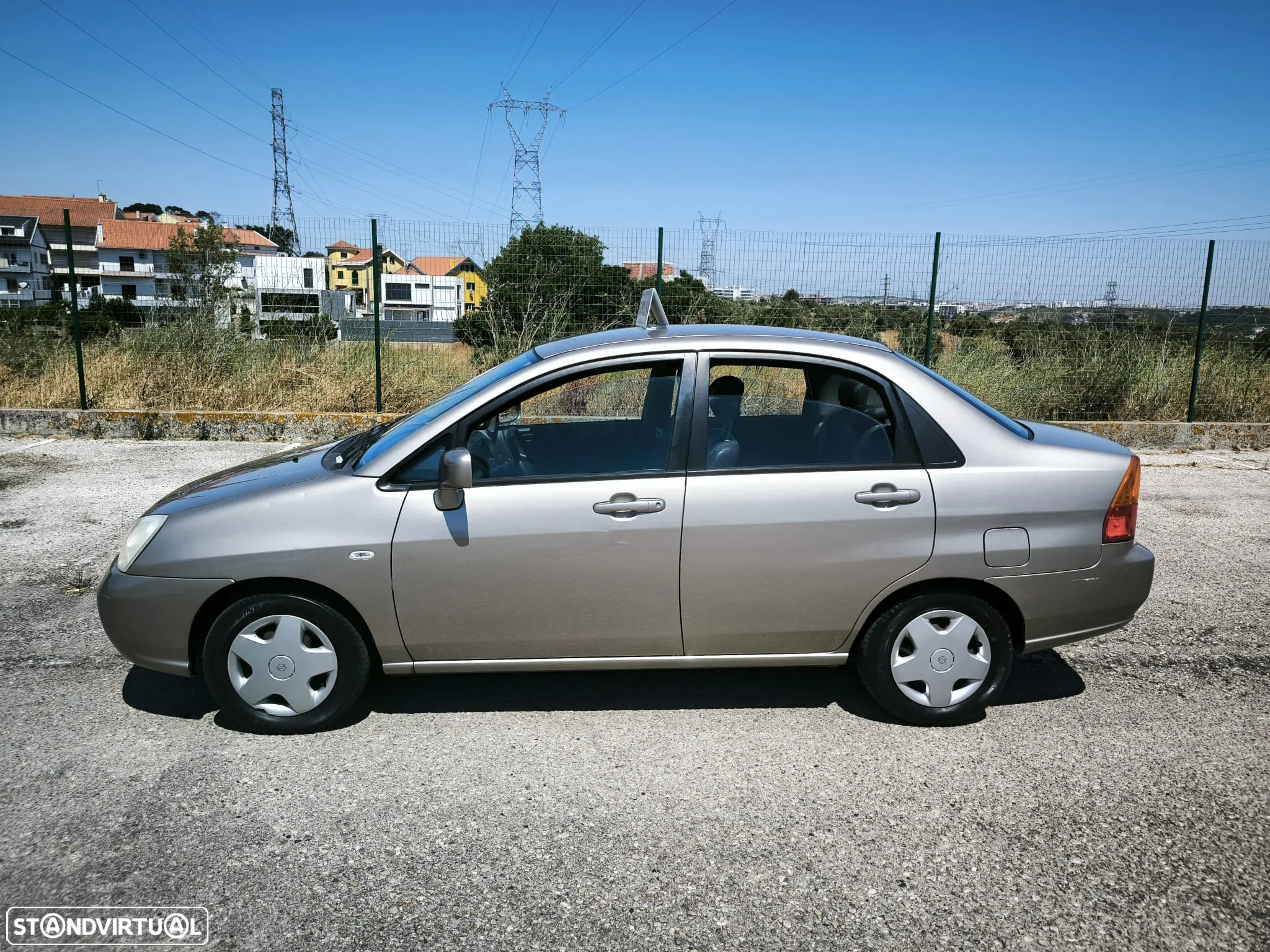 Suzuki Liana 1.3 GL Exclusive - 6