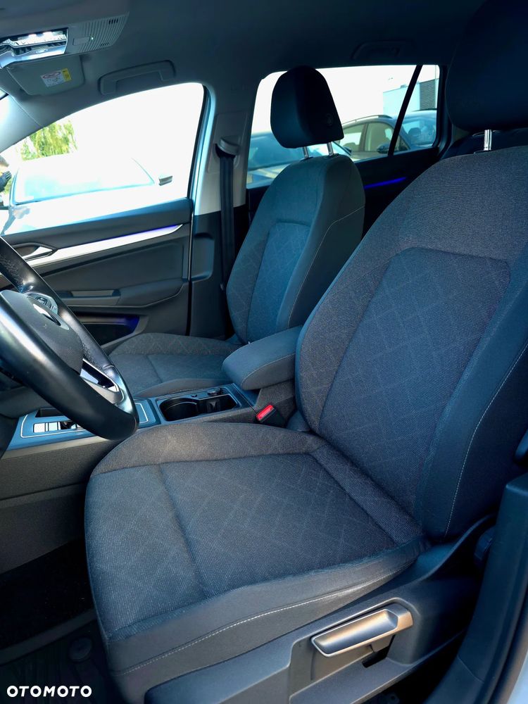 Volkswagen Golf VIII 2.0 TDI Life DSG - 13