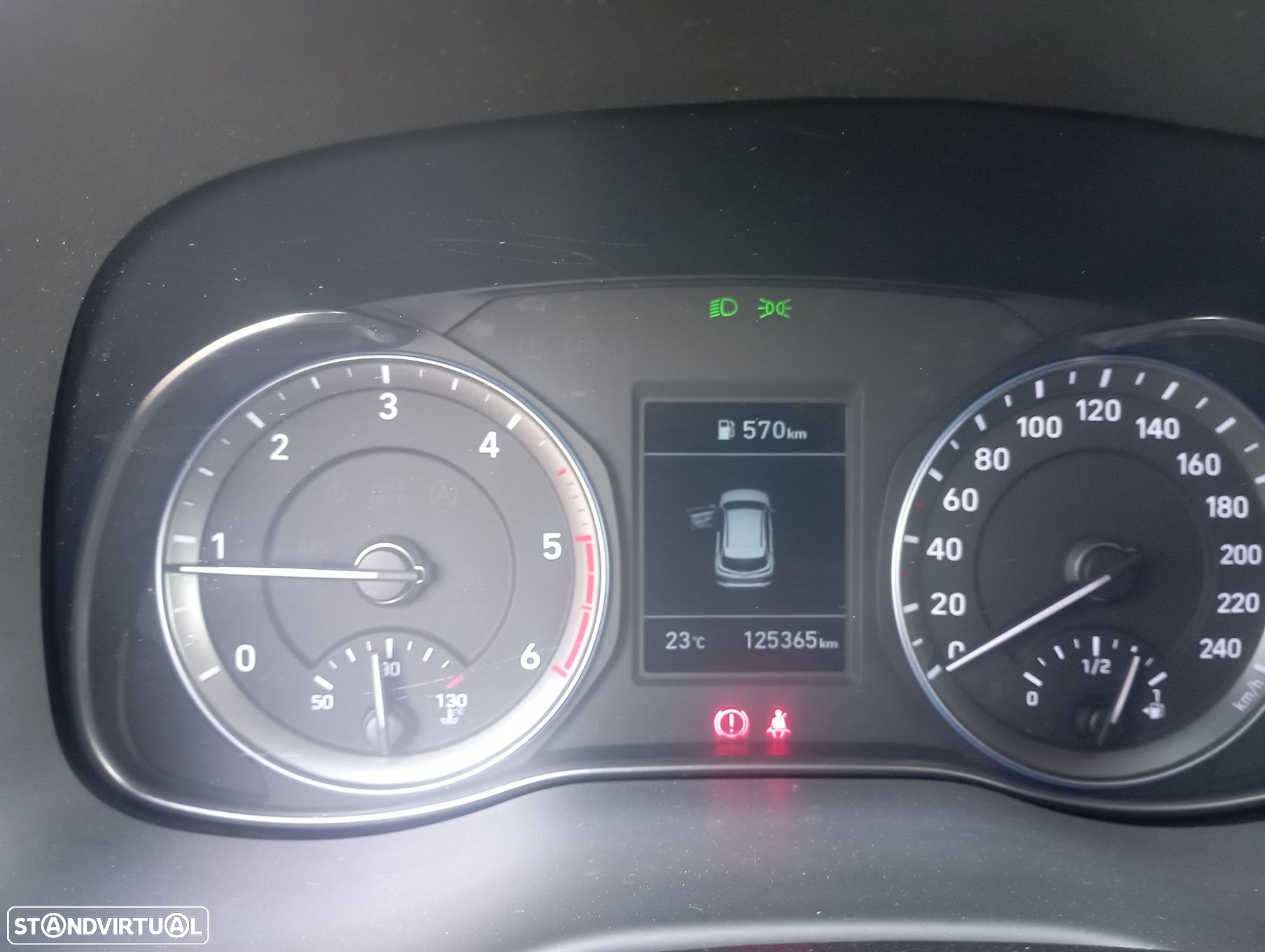 Hyundai Kauai 1.6 CRDi Premium - 14