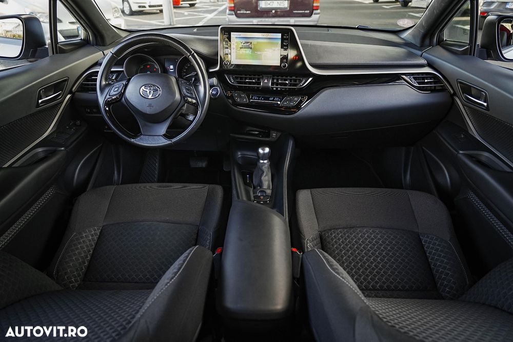 Toyota C-HR 1.8 HSD 4x2 CVT C-lassy LED - 19