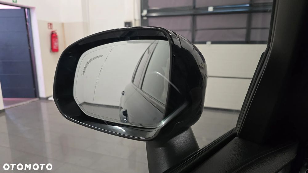 Volvo XC 90 B5 D AWD Ultimate Dark - 26