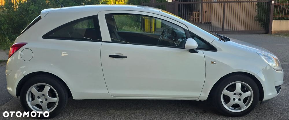 Opel Corsa - 4