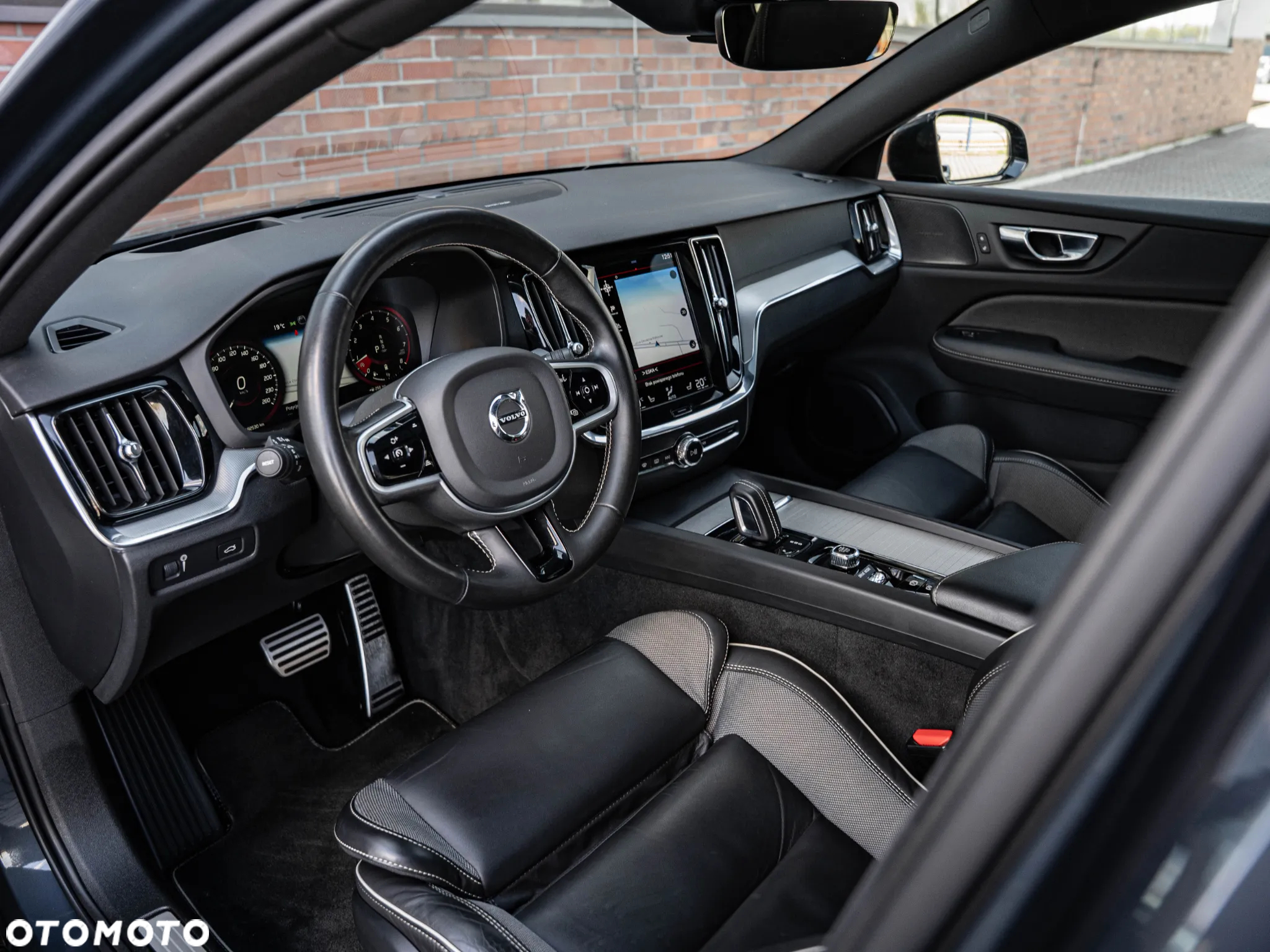 Volvo V60 B3 B Geartronic RDesign - 22