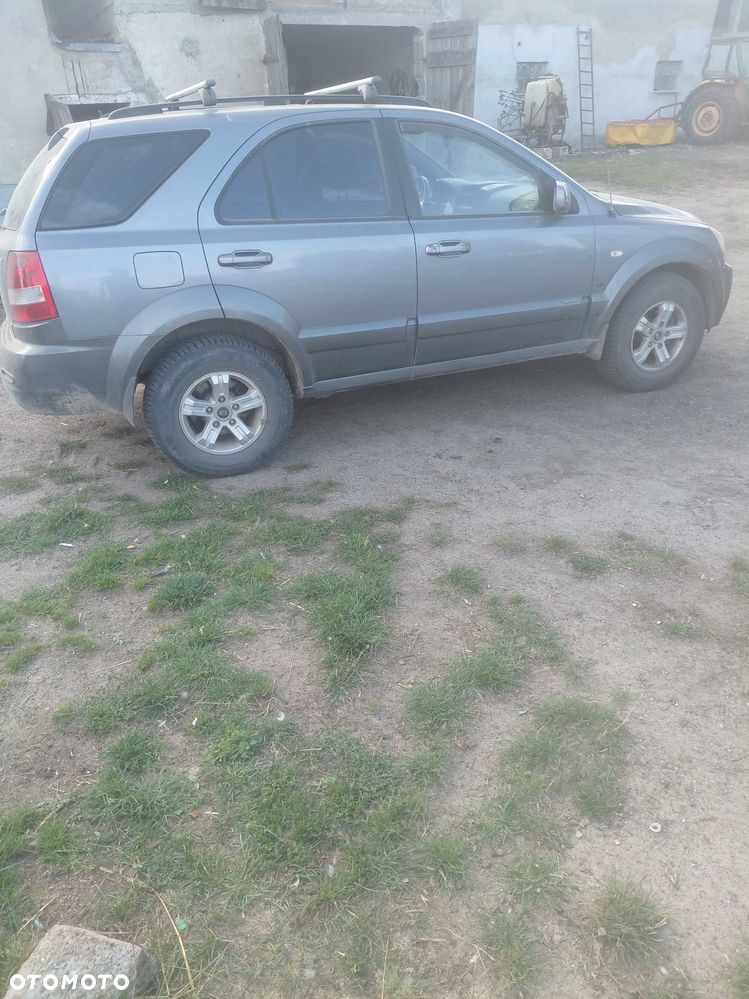 Kia Sorento - 4