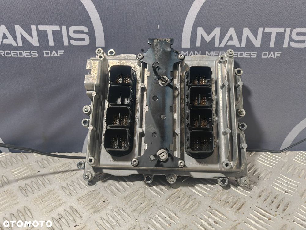 STEROWNIK ECU SILNIKA EDC D2676 MAN TG3 TGX 0 281 020 583 51258201031 - 2