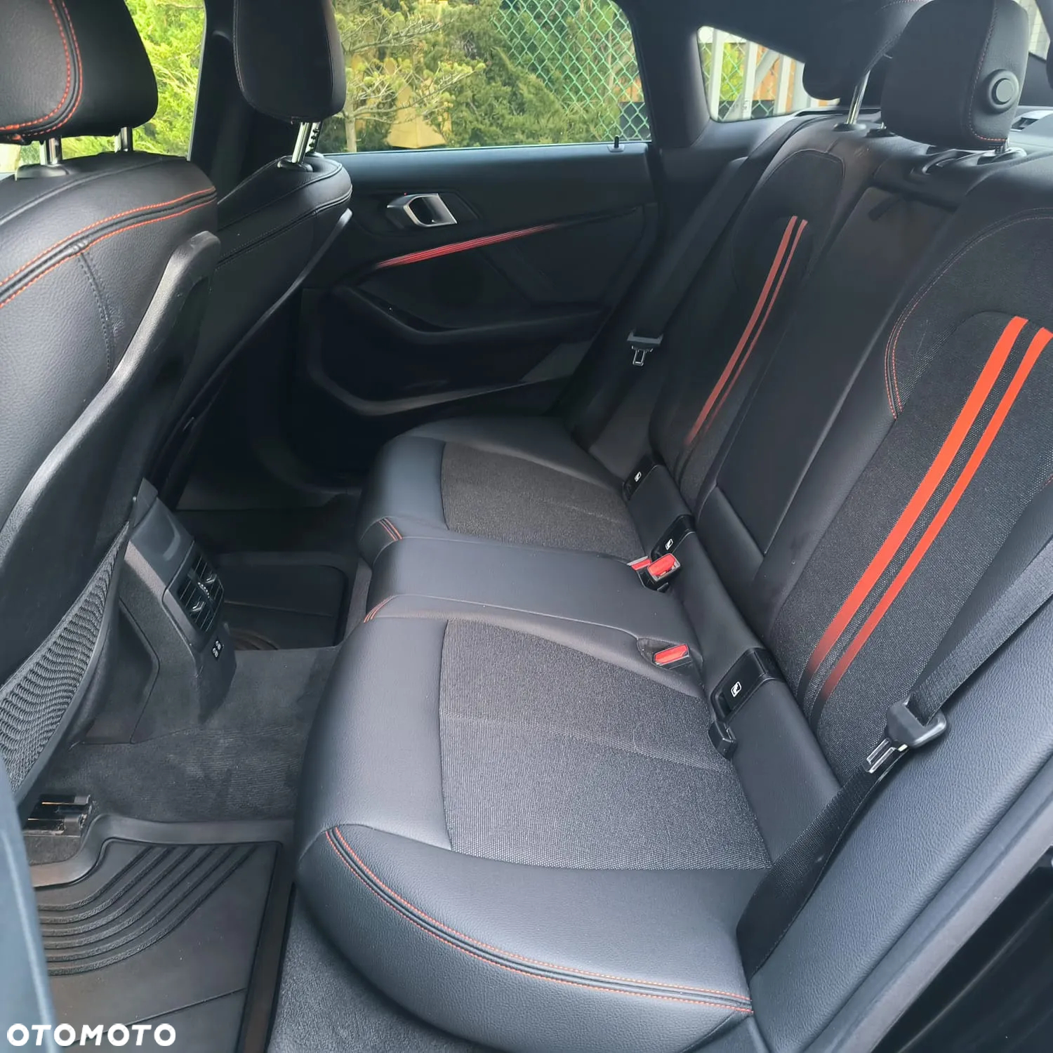 BMW Seria 2 218i Sport Line - 12