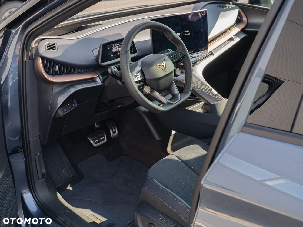 Cupra Tavascan 82kWh 4Drive VZ - 8