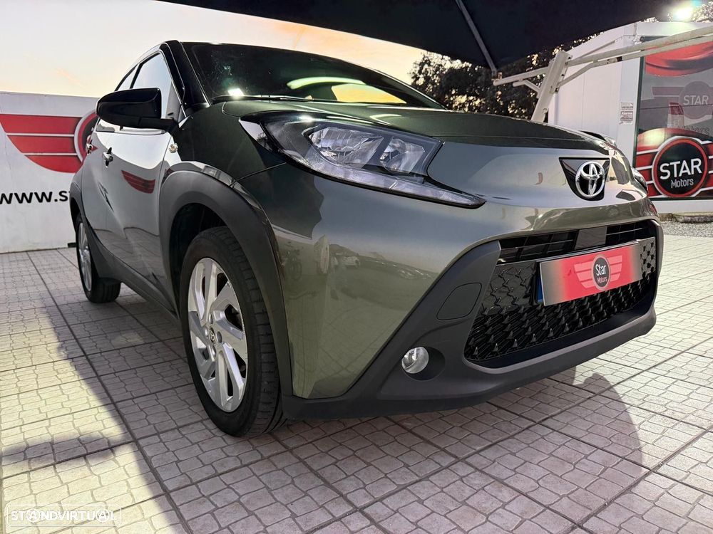 Toyota Aygo X 1.0 Pulse CVT - 1
