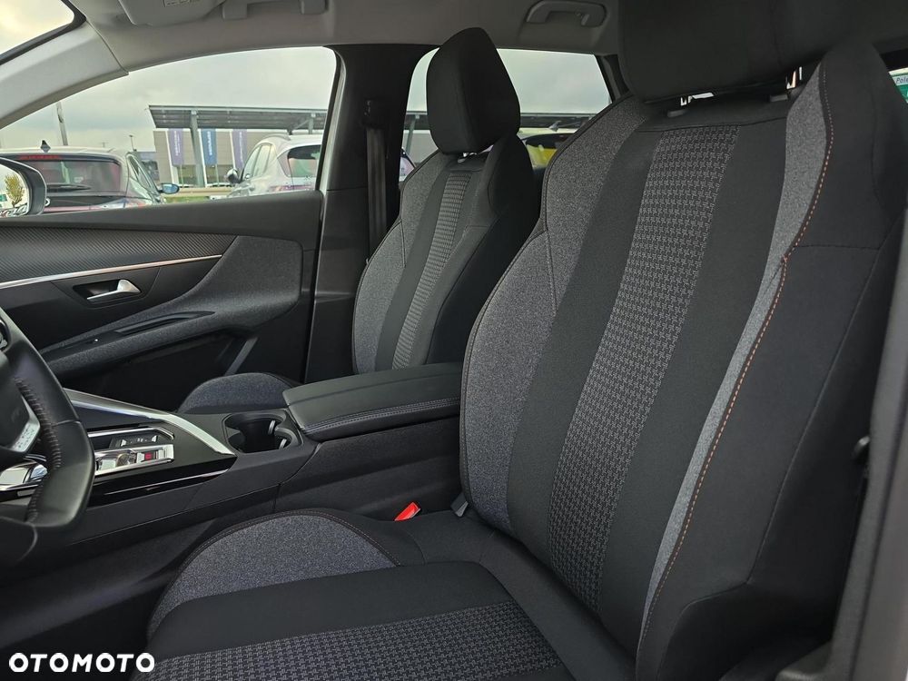 Peugeot 3008 - 13