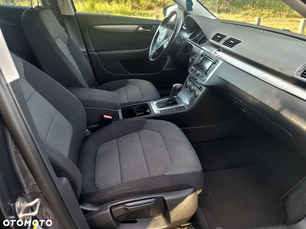 Volkswagen Passat - 3