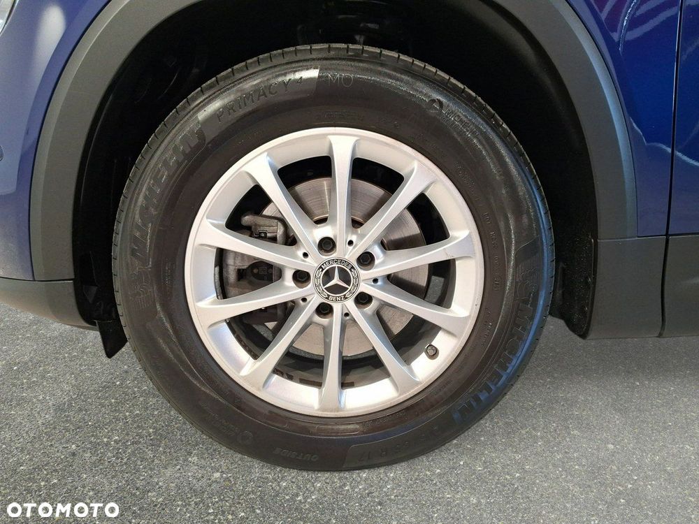 Mercedes-Benz GLB - 10