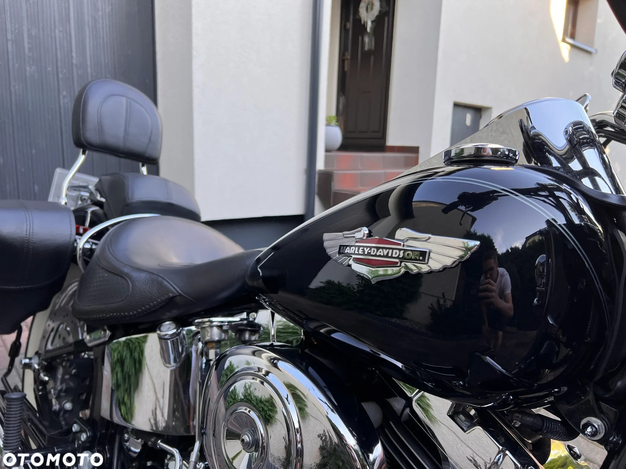 Harley-Davidson Softail Deluxe - 23