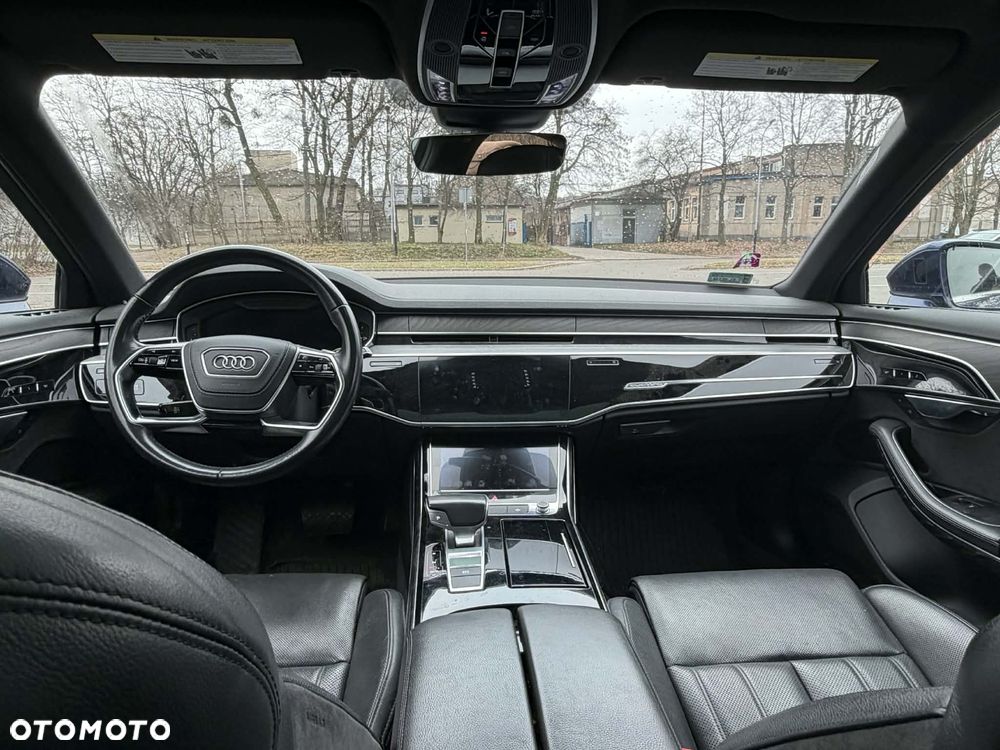 Audi A8 2019 photo 5