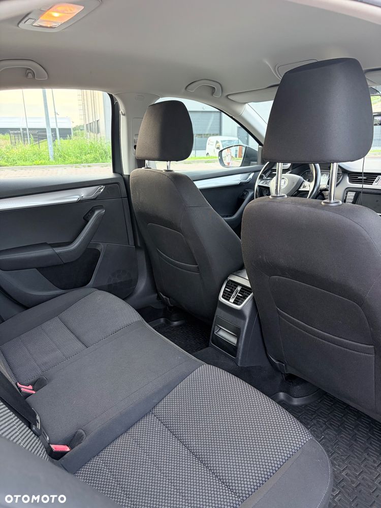Skoda Octavia 1.4 TSI Ambition - 21