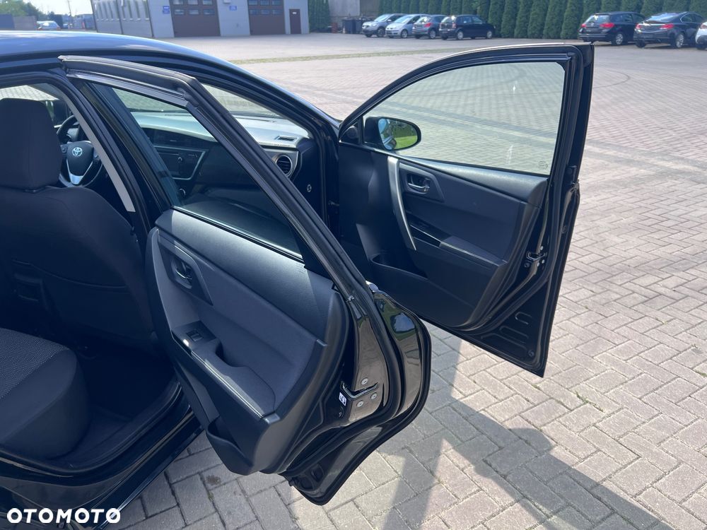 Toyota Auris 1.6 Valvematic Comfort - 22