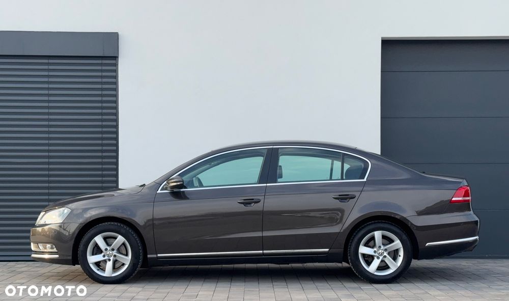 Volkswagen Passat 1.8 TSI DSG Comfortline - 4