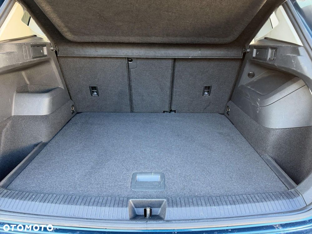 Volkswagen Tiguan 1.5 eTSI Elegance DSG - 16