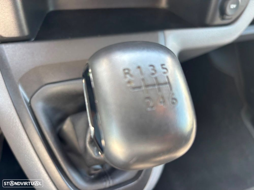 Opel Vivaro 1.5 CDTi L3H1 Essentia Inc - 43