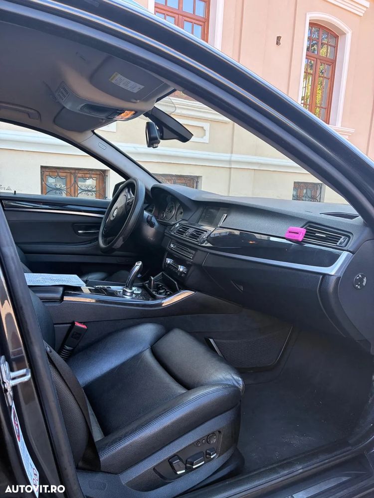 BMW Seria 5 520d - 4