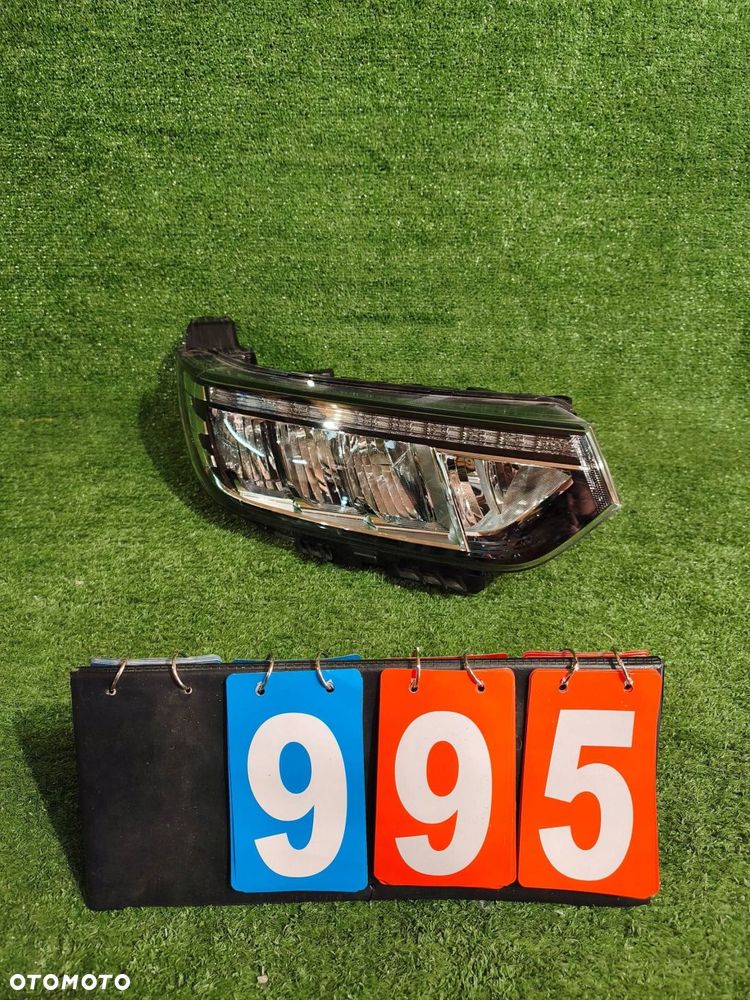 REFLEKTOR PRAWY PRZÓD SSANGYONG TIVOLI LIFT 19- FULL LED NR.995 - 1