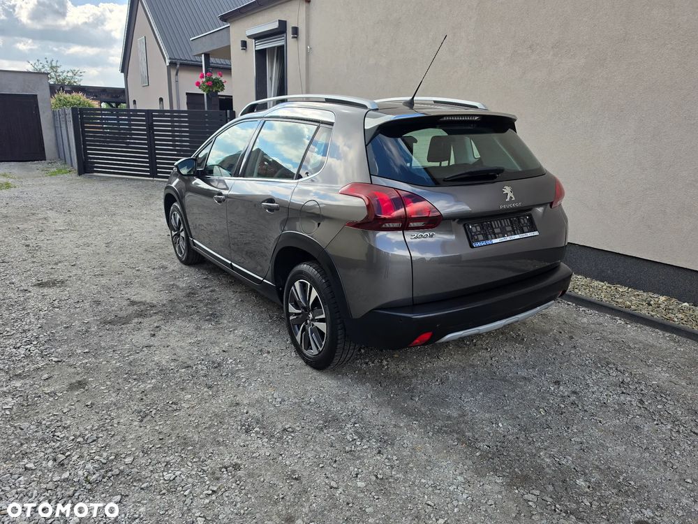 Peugeot 2008 - 4