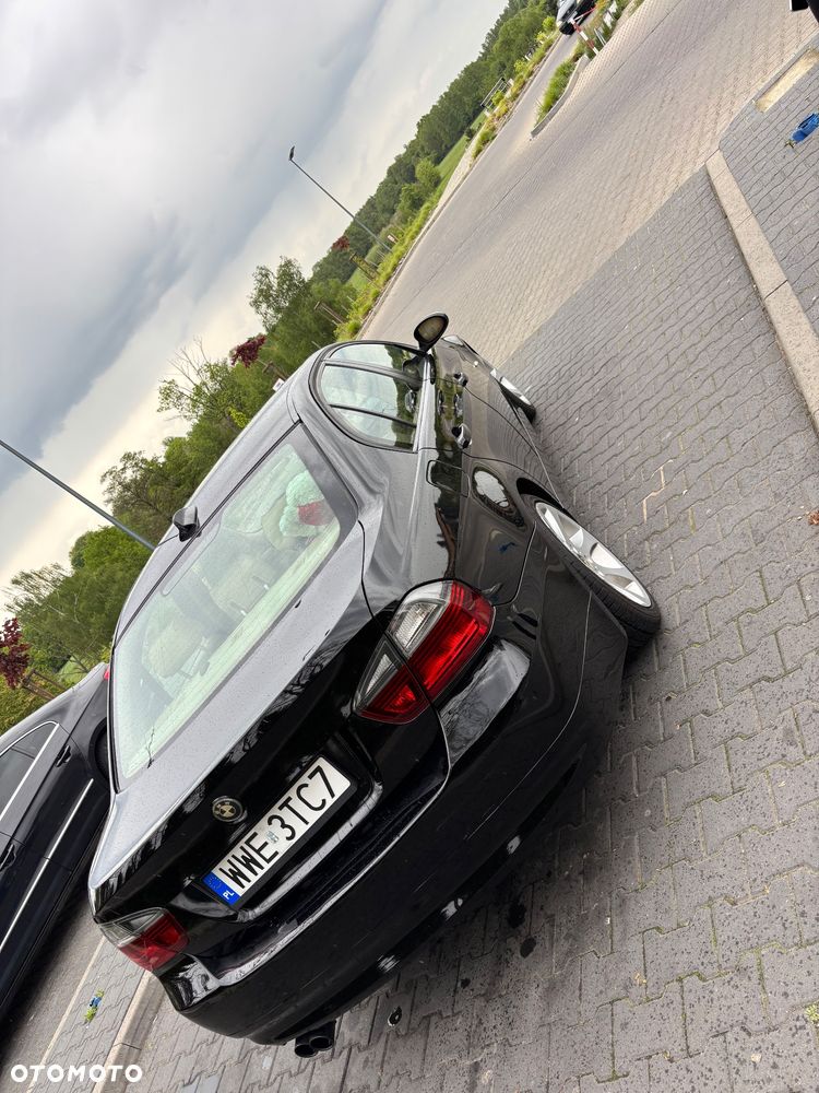 BMW Seria 3 325xi - 4