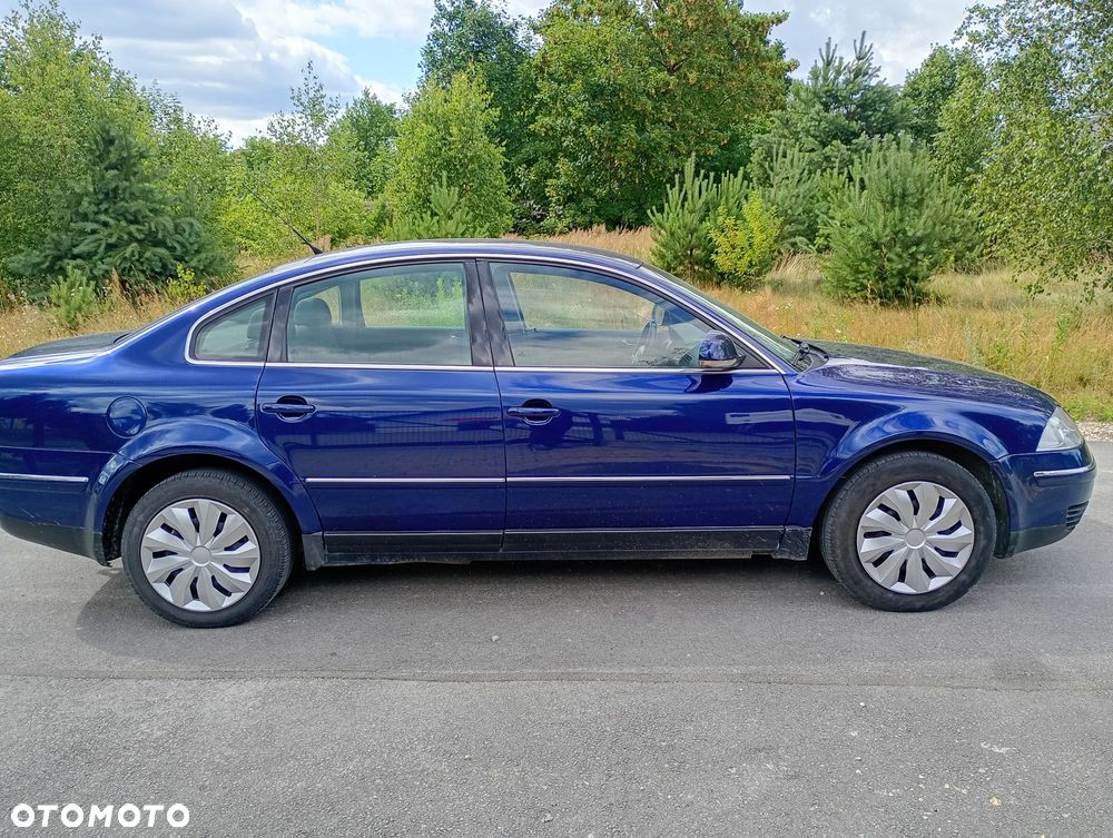 Volkswagen Passat 1.9 TDI Highline - 5