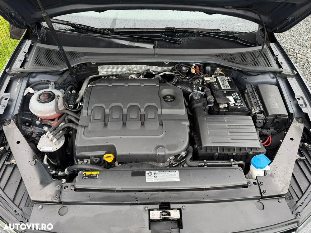 Volkswagen Passat Variant 1.6 TDI SCR DSG Business - 12