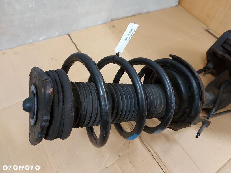volvo c30 s40 ii 2.0 b 16v mcpherson prawy przód zwrotnica amortyzator 2582161 - 5
