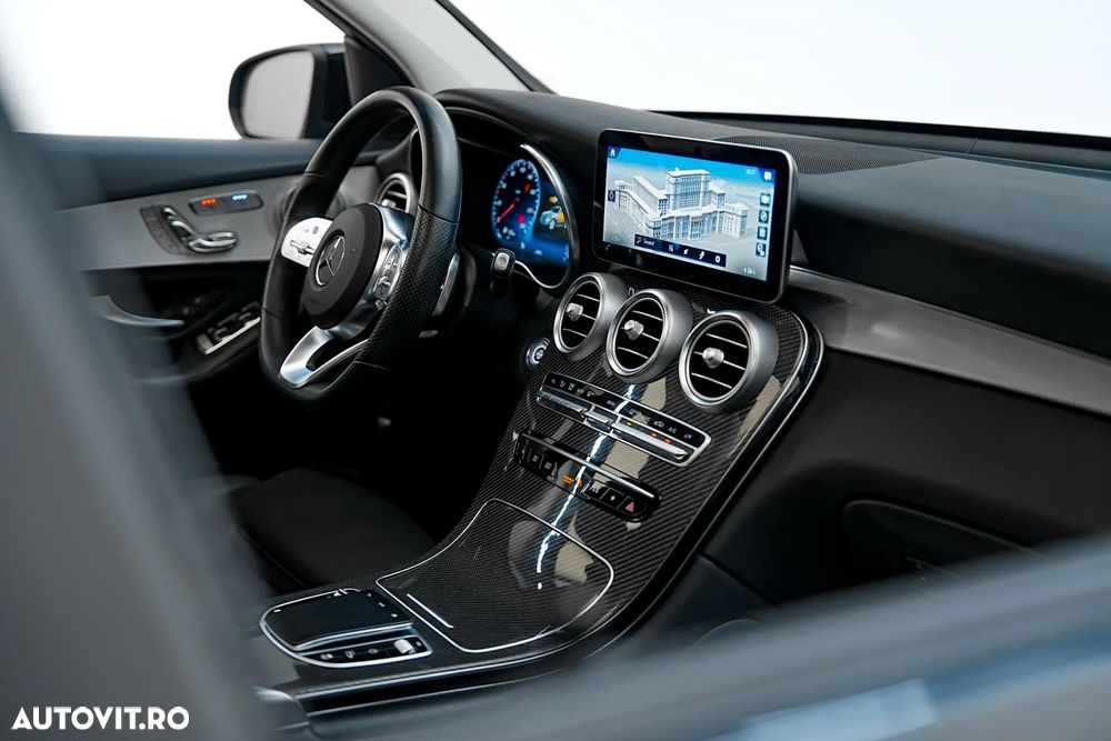 Mercedes-Benz GLC 300 d 4MATIC 9G-TRONIC AMG Line Plus - 7