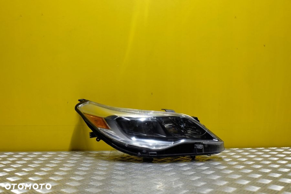 TOYOTA AVALON 2013-2018 REFLEKTOR LAMPA ZWYKŁA USA