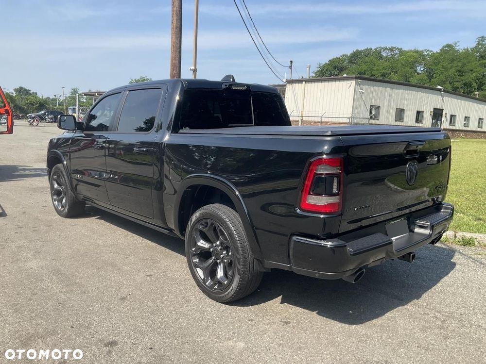 RAM 1500 - 21