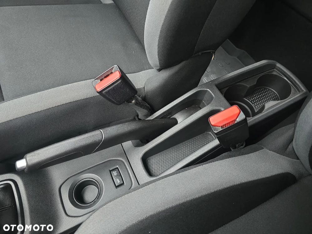 Dacia Duster 1.6 SCe Access S&S - 27