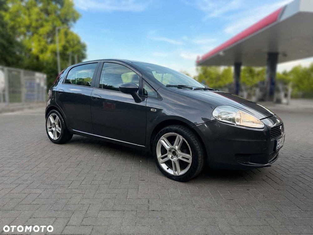 Fiat Grande Punto - 6