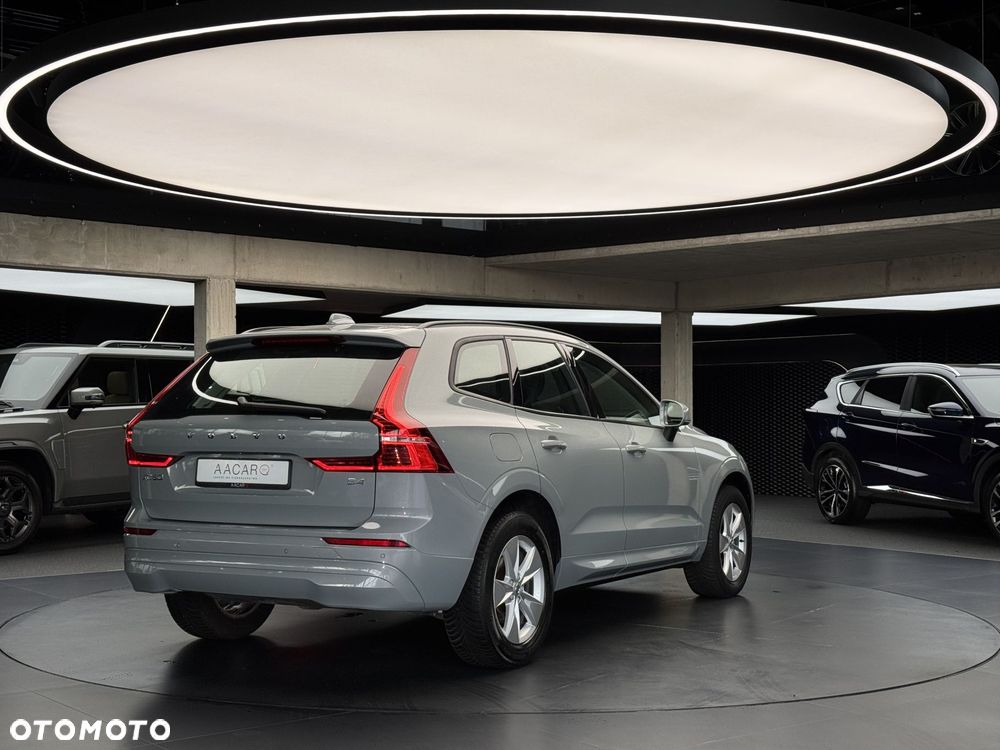 Volvo XC 60 B4 B Essential - 6