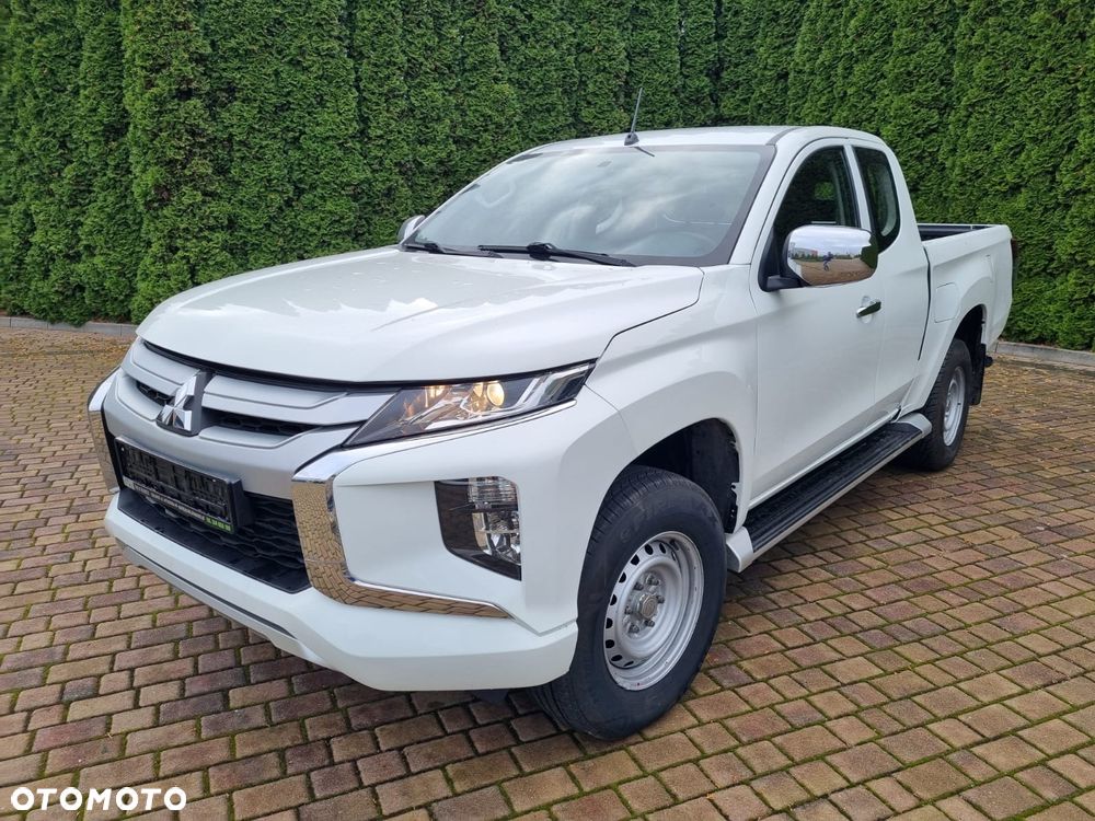 Mitsubishi L200 Pick Up 4x4 S&S Double Cab Intro Edition - 3